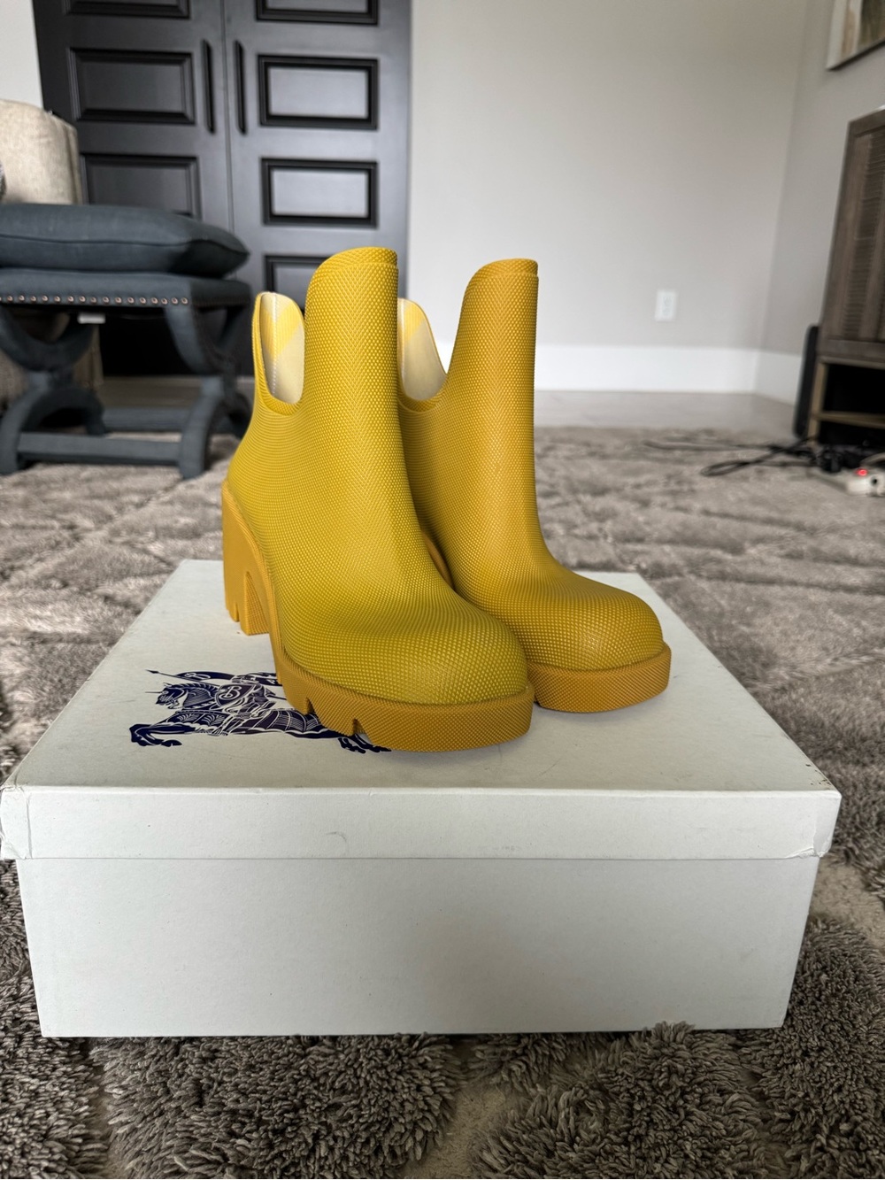 Burberry Yellow Platform Chelsea Heeled Rain Booties - Picture 1 of 10